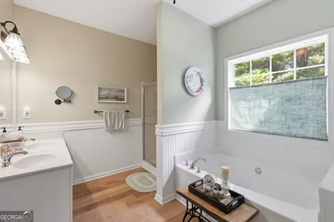 Bath - 153 Bailey Dr, Jefferson, GA 30549 photo 1 of 1