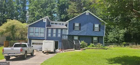 6145 Forest Brook Ln, Acworth, GA 30102