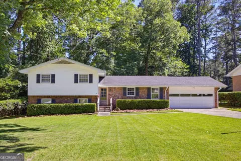 3053 E Ramble Ln, Decatur, GA 30033