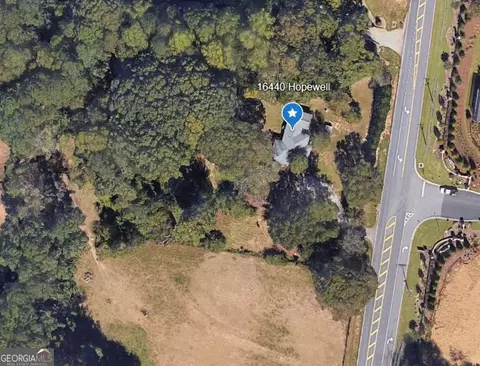16440 Hopewell Rd, Alpharetta, GA 30004