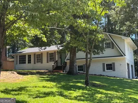 2511 Due West Cir NW, Kennesaw, GA 30152