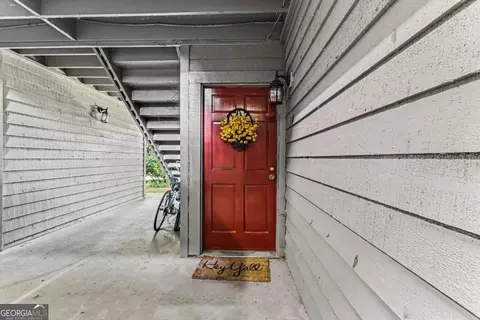 310 Tuxworth Cir, Decatur, GA 30033
