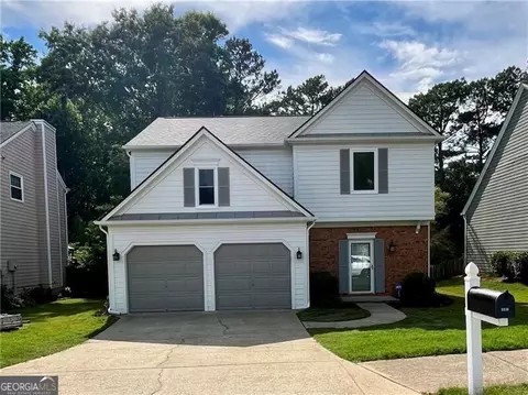 5030 Foxberry Ln, Roswell, GA 30075