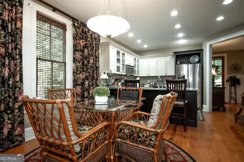 Dining - 11 Chestnut Oak Run, Athens, GA 30607 photo 3 of 4