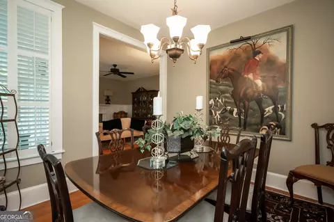 Dining - 11 Chestnut Oak Run, Athens, GA 30607 photo 2 of 4