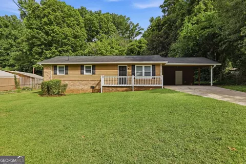 3674 Briar Dr, Lithia Springs, GA 30122