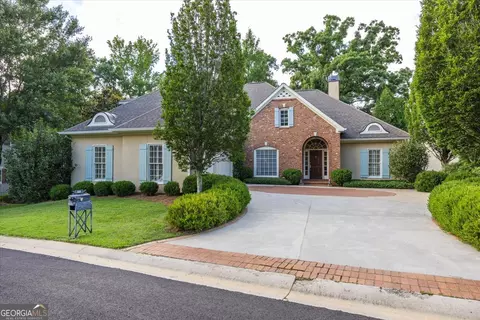 105 Maimont Cir, Macon, GA 31210