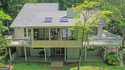 561 Longview Dr, Hiawassee, GA 30546
