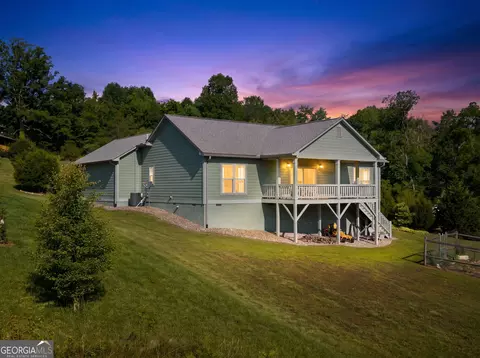 1358 Brasstown Creek Meadow Dr, Young Harris, GA 30582