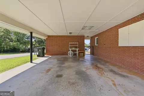 Exterior - 289 Skyline Dr, Toccoa, GA 30577 photo 8 of 16