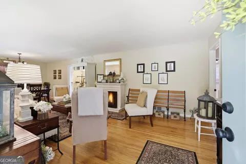 Entry Way - 289 Skyline Dr, Toccoa, GA 30577 photo 1 of 2