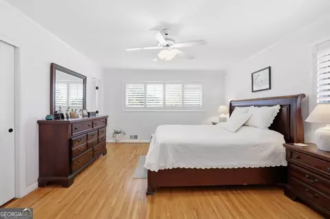 Bedroom - 289 Skyline Dr, Toccoa, GA 30577 photo 2 of 8