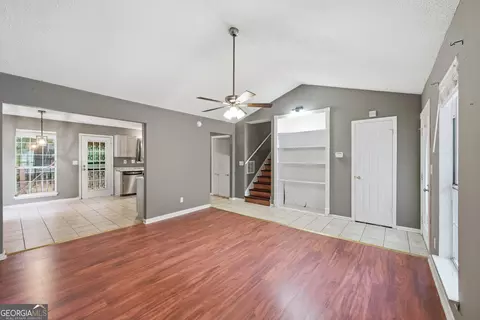 2069 Bedford Ct, Lithonia, GA 30058