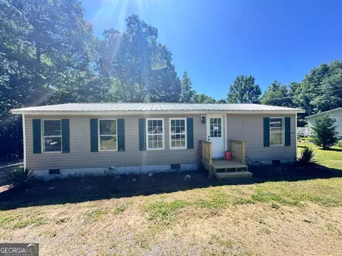 713 Woods Rd, Tunnel Hill, GA 30755