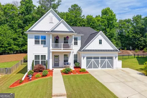6015 Cedar Wood Ct, Hoschton, GA 30548