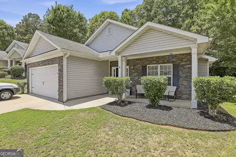 7 Casey Rd, Newnan, GA 30263
