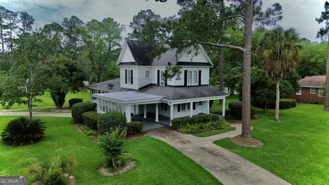 156 Ten Mile Rd, Fitzgerald, GA 31750