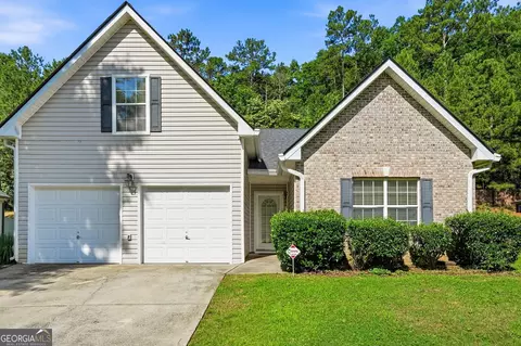 6141 Redtop Loop, Fairburn, GA 30213