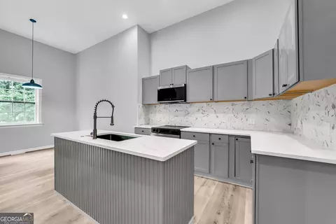 Kitchen - 599 Chambers Rd, Commerce, GA 30530 photo 4 of 4