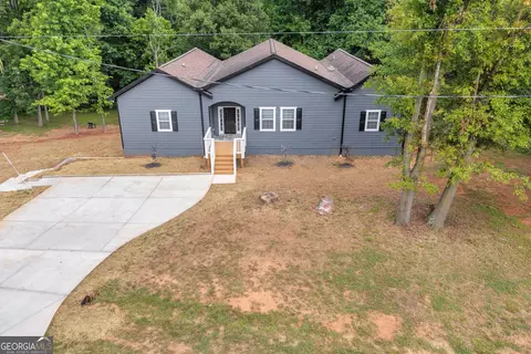 Exterior - 599 Chambers Rd, Commerce, GA 30530 photo 2 of 7