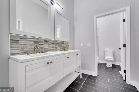 Bath - 599 Chambers Rd, Commerce, GA 30530 photo 1 of 5
