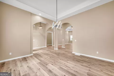 Entry Way - 599 Chambers Rd, Commerce, GA 30530 photo 4 of 11