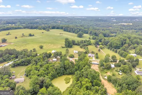 View/Area - 599 Chambers Rd, Commerce, GA 30530 photo 8 of 13