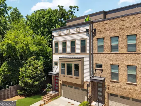 1053 Brandsford St NW, Atlanta, GA 30318