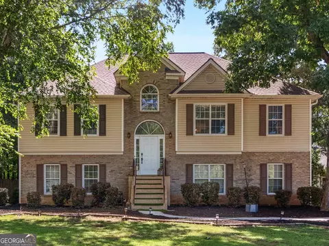 1401 Aberdeen Ct, Mcdonough, GA 30253