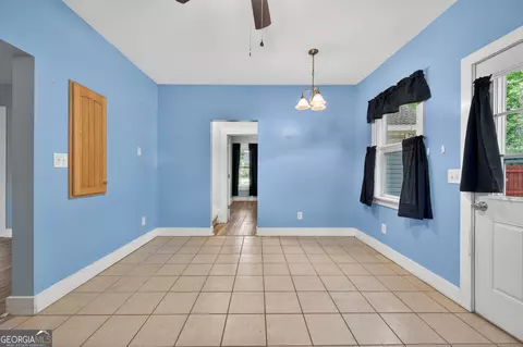 Entry Way - 98 S 5th St, Colbert, GA 30628 photo 2 of 3
