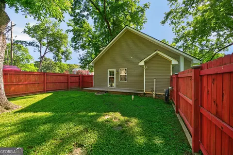 Exterior - 98 S 5th St, Colbert, GA 30628 photo 7 of 10