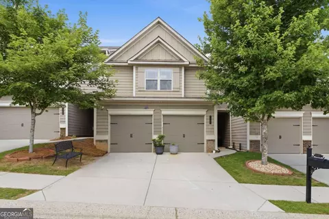 3367 Castleberry Village Cir, Cumming, GA 30040