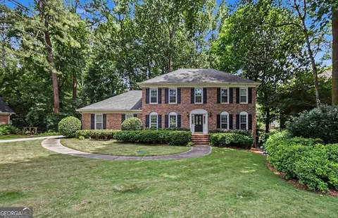 4641 Sequoia Dr SW, Lilburn, GA 30047