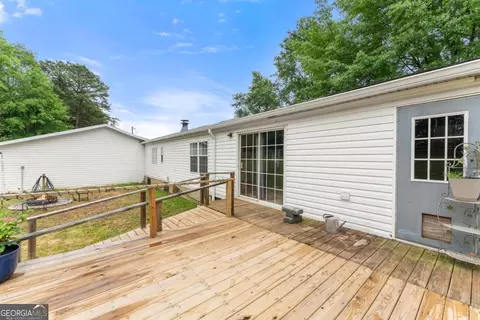 Exterior - 1533 Scenic Dr, Toccoa, GA 30577 photo 8 of 8