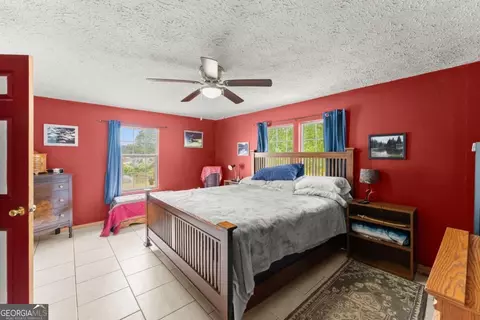 Bedroom - 1533 Scenic Dr, Toccoa, GA 30577 photo 5 of 7