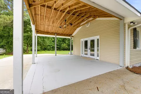 Exterior - 76 Willis Rd, Molena, GA 30258 photo 3 of 5