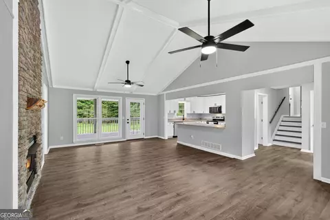Living - 76 Willis Rd, Molena, GA 30258 photo 2 of 6