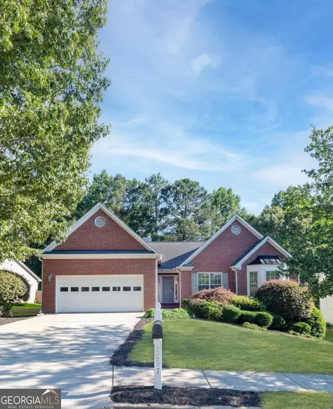 1097 Quiet Waters Ln, Lawrenceville, GA 30045
