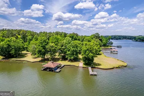 362 S Steel Brg, Eatonton, GA 31024