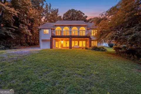 205 Mill Creek Cir, Martin, GA 30557