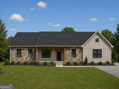 425 Ayers Creek Dr, Toccoa, GA 30577