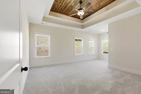 Bedroom - 425 Ayers Creek Dr, Toccoa, GA 30577 photo 2 of 6