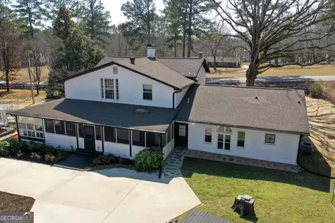 813 Sandy Creek Rd, Fayetteville, GA 30214