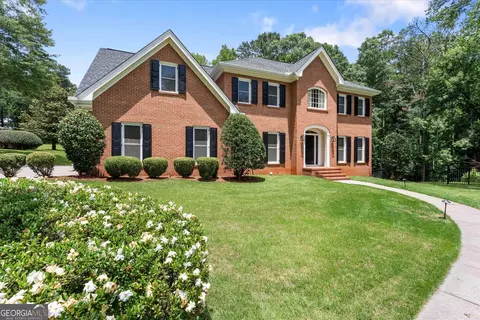 120 Lisa Ln, Carrollton, GA 30117