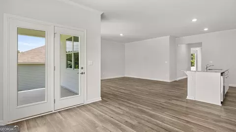 Entry Way - 8175 Coldstream Dr, Fairburn, GA 30213 photo 7 of 11