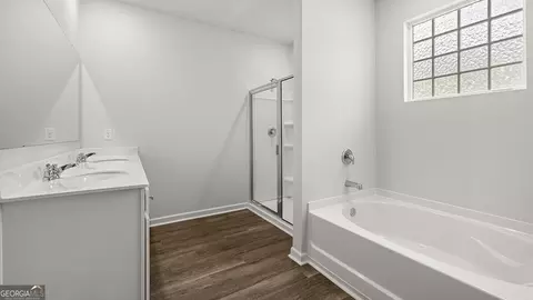 Entry Way - 8175 Coldstream Dr, Fairburn, GA 30213 photo 9 of 11