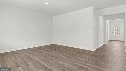 Living - 8175 Coldstream Dr, Fairburn, GA 30213 photo 3 of 5
