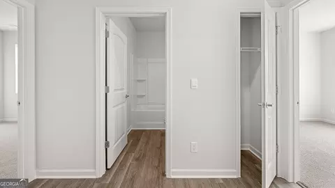 Entry Way - 8175 Coldstream Dr, Fairburn, GA 30213 photo 10 of 11