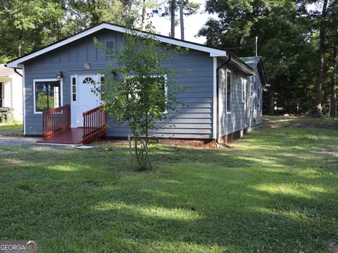 1204 New Doris St, Dalton, GA 30721