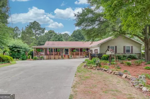 2521 Stone Dr SW, Lilburn, GA 30047